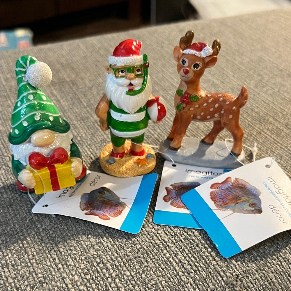 NWT Imagitarium Festive Christmas Trip Set for Fishtank